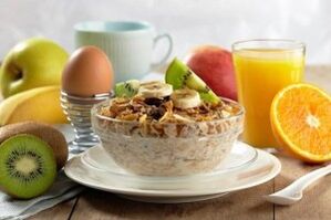 水果燕麦粥作为健康的减肥早餐